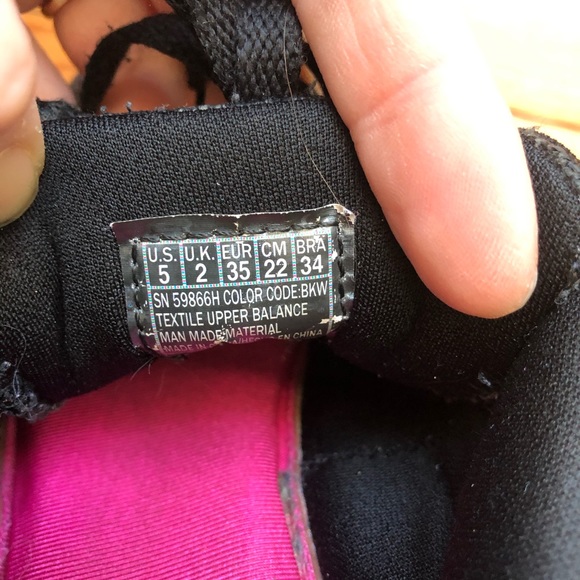 Sketchers | 5 - Picture 4 of 5